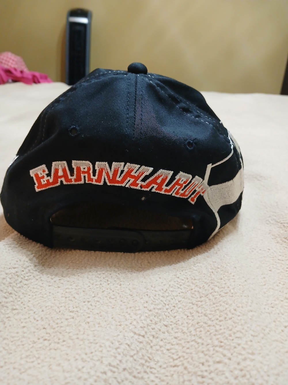 Black Racing Cap with Embroidered Number 3 - Picture 3 of 4